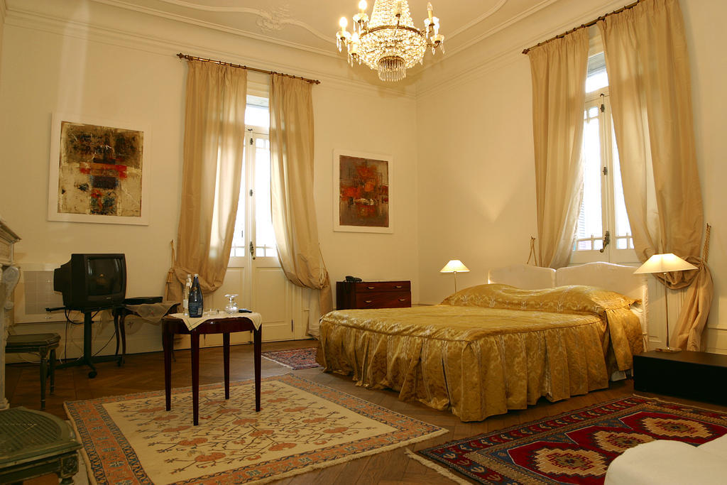La Maison De Sophie Ним Стая снимка